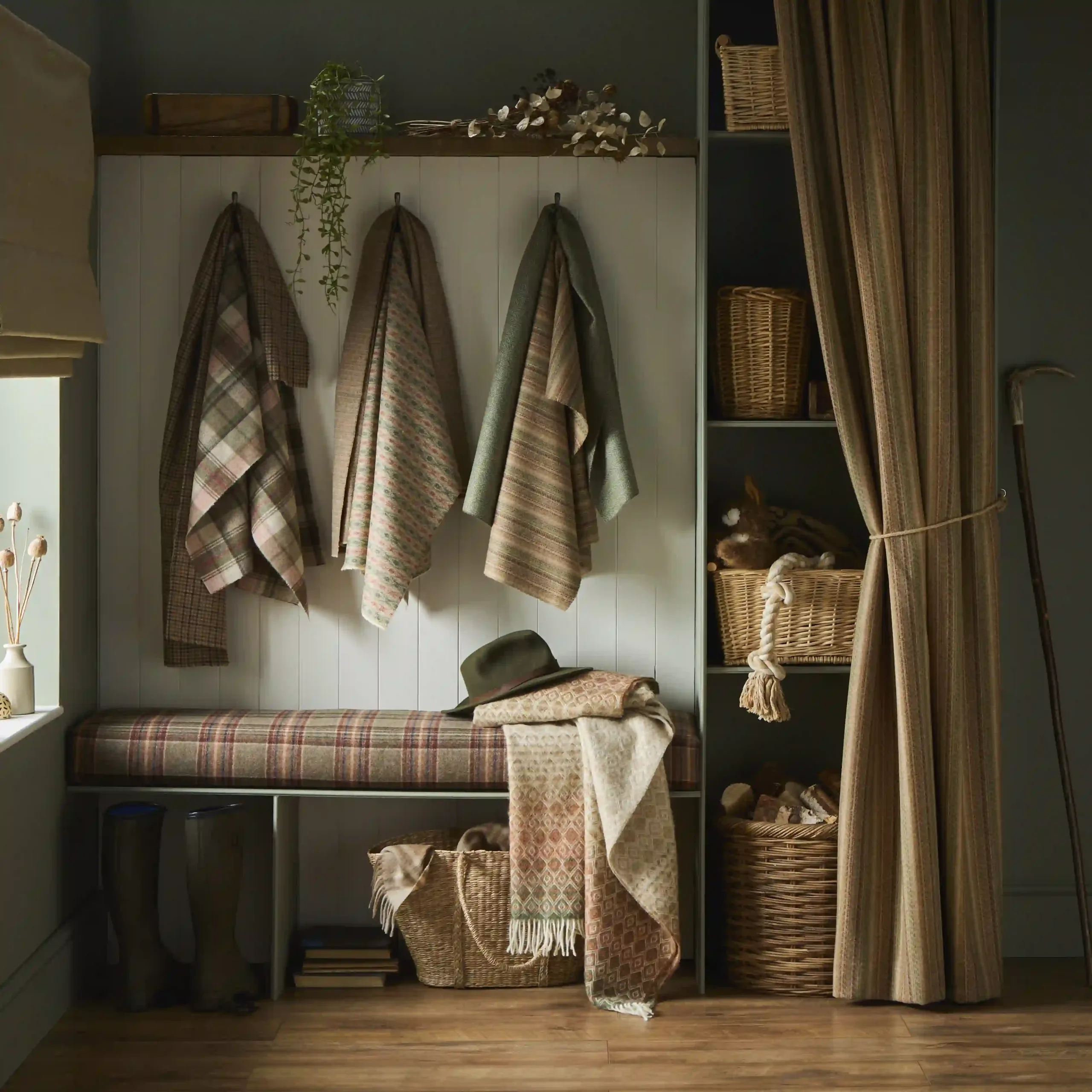 Heritage II - Boot Room with Hanging Throws